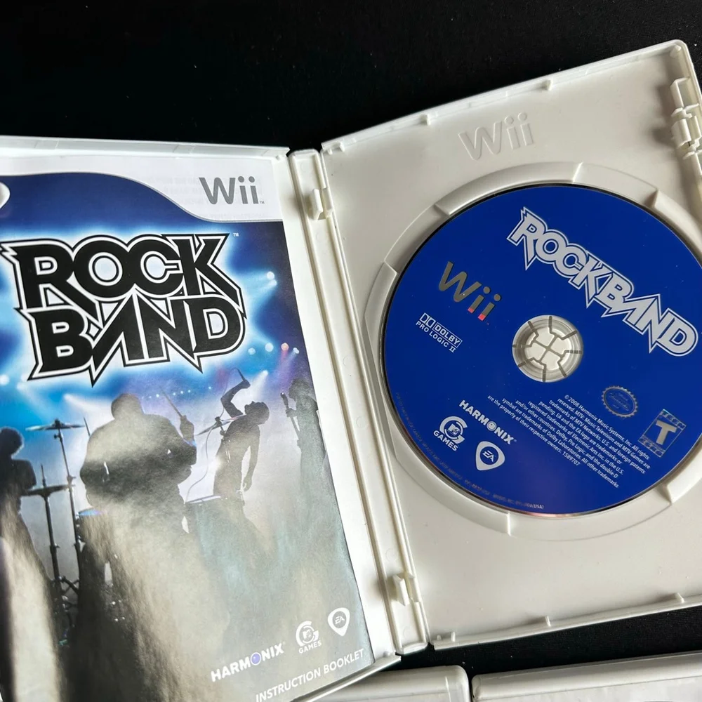 Wii Rock Band, Cabela's Big Game Hunter 2010, Truth or Lies Video Games set 3